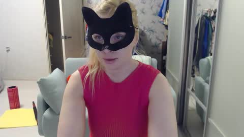 Emily online show from 04-14-26, 06:58