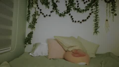 Emily Alexa online show from 05-24-26, 12:32