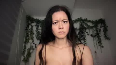 Emily Alexa online show from 06-05-26, 12:33