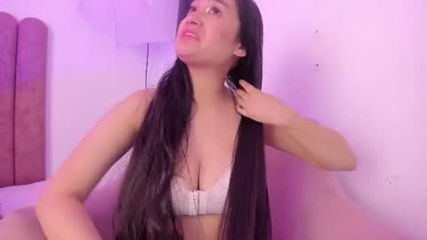 Emilyyy online show from 06-26-26, 02:21