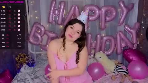 artist Emily online show from 10-05-25, 06:28