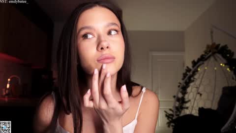 emilybatee online show from 02-06-26, 05:16