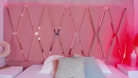 Emily online show from 06-14-26, 01:14