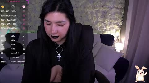 Emy online show from 05-28-26, 06:21