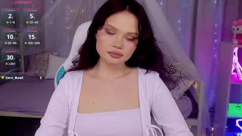 Emilyhaves online show from 05-11-26, 02:45