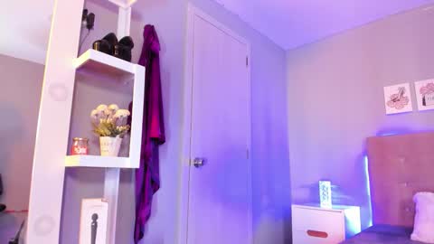 Emi Fit online show from 03-19-26, 07:29