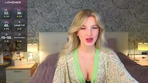 emilydancee online show from 04-08-26, 04:23