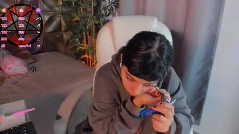  Emily  online show from 10-08-25, 12:25