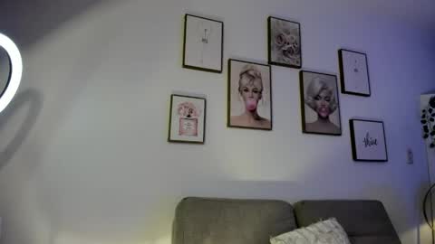 Emily online show from 05-14-26, 11:28
