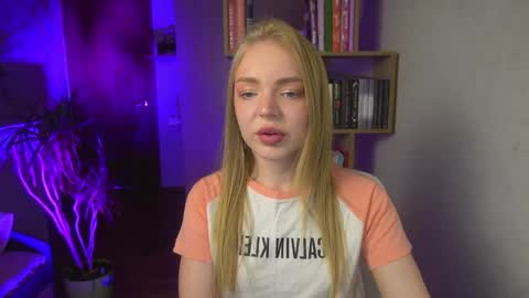 Snapshot of emilyemmi chatting on 07-24-26, 09:24 Emilyemmi online show from 07-24-26, 09:24