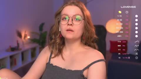 Snapshot of emilyforelsket chatting on 03-07-25, 12:12 Emily online show from 03-07-25, 12:12