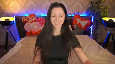 Snapshot of emilyhalls chatting on 02-15-25, 07:06 Emily online show from 02-15-25, 07:06
