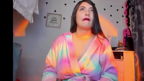 Snapshot of emilyjangcandy_ chatting on 11-15-25, 11:07 Emily Jang online show from 11-15-25, 11:07