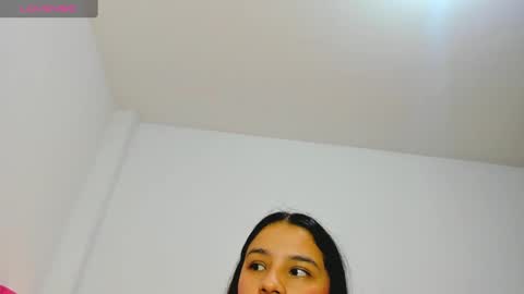Snapshot of emilyjonss chatting on 02-23-25, 09:05 Emily online show from 02-23-25, 09:05