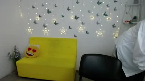 Emily online show from 03-28-26, 07:08