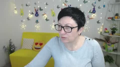 Emily online show from 04-04-26, 05:38