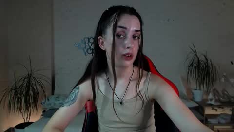 Emyli online show from 09-21-25, 04:30