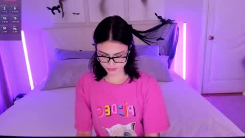 Emily online show from 10-31-25, 09:43