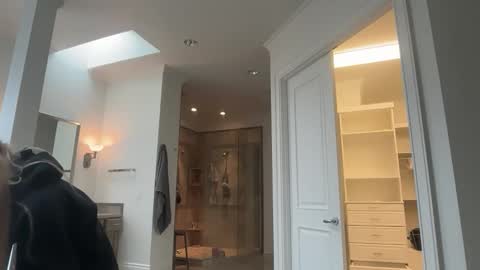 emilyparkerrr online show from 02-20-26, 08:09