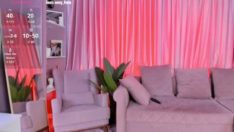Snapshot of emilyrighter chatting on 12-13-24, 11:02 Hey i am Emily am - pm online show from 12-13-24, 11:02