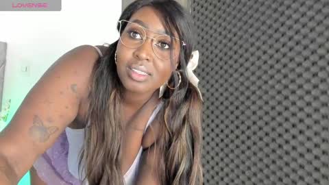 emilyrojas online show from 01-18-25, 03:49
