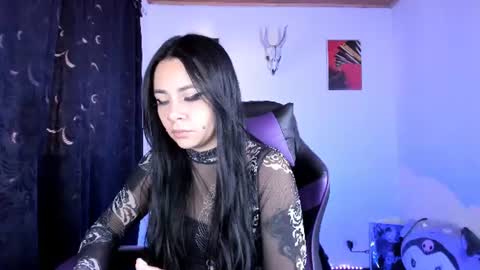 Snapshot of emilyrymer chatting on 07-31-26, 05:56 Emily Support me to have 100 likes plx online show from 07-31-26, 05:56