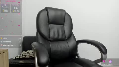 Emily online show from 03-09-25, 01:59