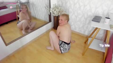 Summer 3 online show from 12-26-24, 02:33