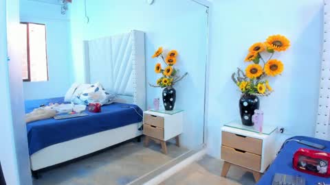 emilysweet online show from 04-06-26, 07:04