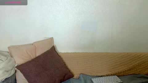 Snapshot of emilytrays chatting on 01-15-26, 02:54 Emily wish-list online show from 01-15-26, 02:54