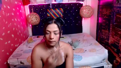 Snapshot of emilytssweet chatting on 01-20-25, 02:57 Emily online show from 01-20-25, 02:57