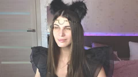 Emily online show from 01-04-25, 01:31