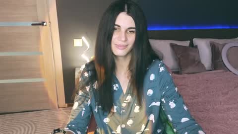 Emily online show from 01-26-25, 01:41