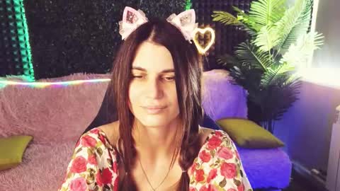 Emily online show from 09-25-25, 05:22