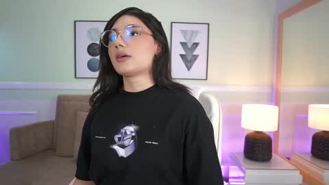 Emily Turner  online show from 10-28-25, 07:16