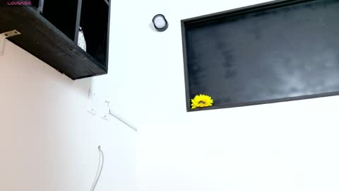 Emily  online show from 04-06-26, 04:46