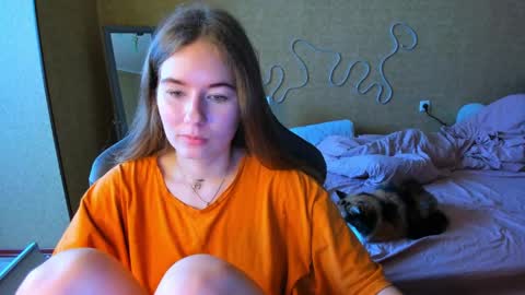 Emily online show from 04-16-26, 11:00