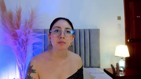 Emilyy Watson online show from 01-31-25, 11:46