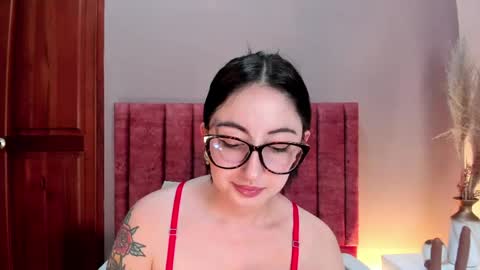 Emilyy Watson online show from 05-09-26, 12:54