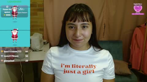 Snapshot of emitaa17228 chatting on 12-16-24, 04:55 emma online show from 12-16-24, 04:55