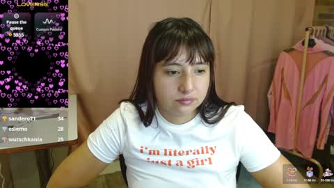 Snapshot of emitaa17228 chatting on 01-06-25, 01:09 emma online show from 01-06-25, 01:09