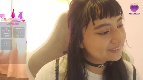 Snapshot of emitaa17228 chatting on 03-31-26, 07:03 emma online show from 03-31-26, 07:03