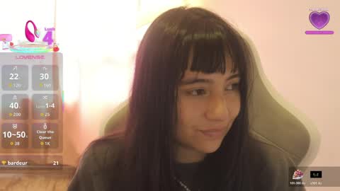 Snapshot of emitaa17228 chatting on 04-04-26, 09:56 emma online show from 04-04-26, 09:56