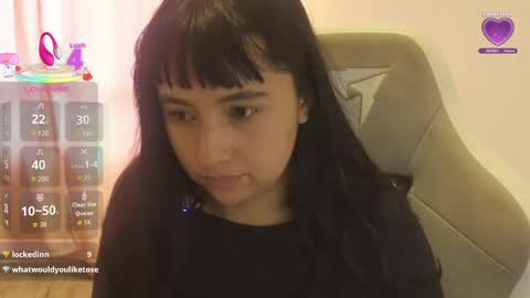 Snapshot of emitaa17228 chatting on 04-13-26, 10:04 emma online show from 04-13-26, 10:04