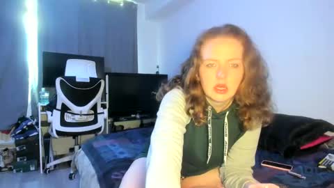 emliyjamesmjb online show from 01-23-25, 09:39