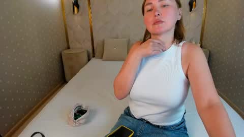 Emm online show from 06-25-26, 09:58