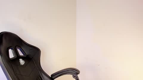 emma online show from 02-23-25, 04:13