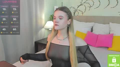 emma__peach online show from 06-09-26, 07:42