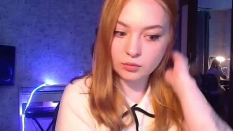 Emma and July online show from 06-06-26, 12:21