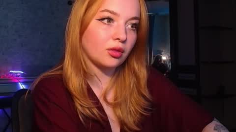 Emma and July online show from 07-25-26, 05:38